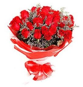  Bursa online çiçek gönderme sipariş  12 adet kırmızı güllerden görsel buket
