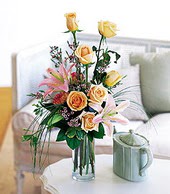  Bursa yurtiçi ve yurtdışı çiçek siparişi  cam yada mika vazo içerisinde gül kazablanka