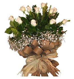  Bursa kaliteli taze ve ucuz çiçekler  9 adet beyaz gül buketi