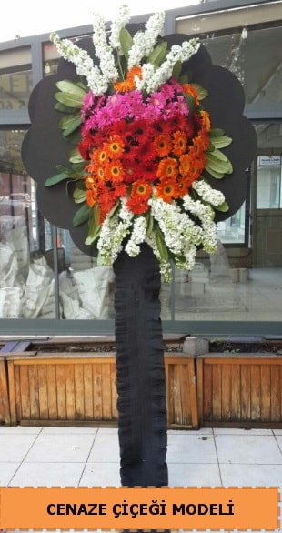 Karşıyaka mezarlığı cenaze çiçeği  Bursa güvenli kaliteli hızlı çiçek 